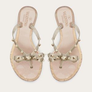 🔺Sold🔺Valentino Garavani Rockstud Glittered Bow Thong Slides